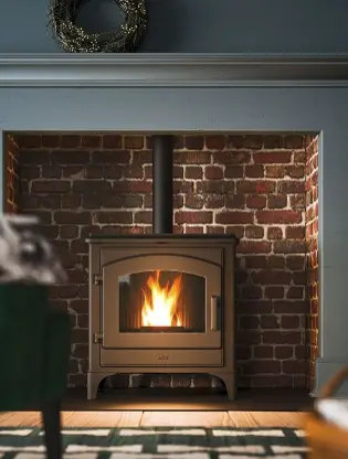 Range of closed-combustion and freestanding fireplaces in the Progress Group showroom